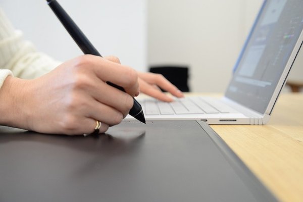 Découvrez les services d'une graphiste à bourgoin-jallieu